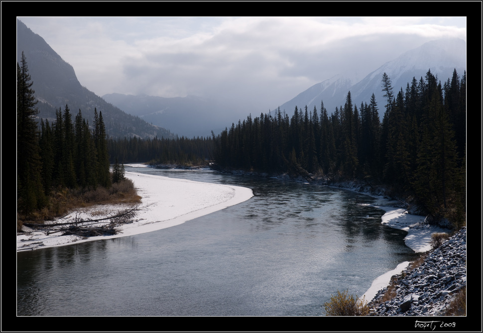 Bow River - Banff, AB, photo 4 of 217, 2009, 004-_DSC5555.jpg (241,639 kB)