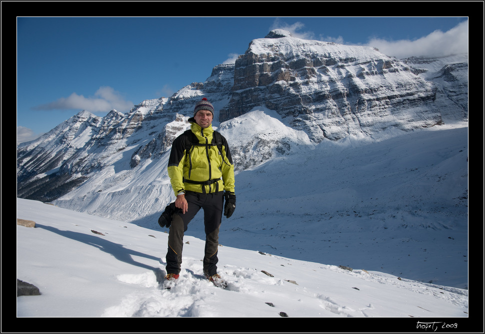 Petr naproti Mt. Aberdeen na Plain of Six Glaciers / Petr agains Mount Aberdeen on the Plain of Six Glaciers - Banff, AB, photo 46 of 217, 2009, 046-_DSC5669.jpg (263,330 kB)