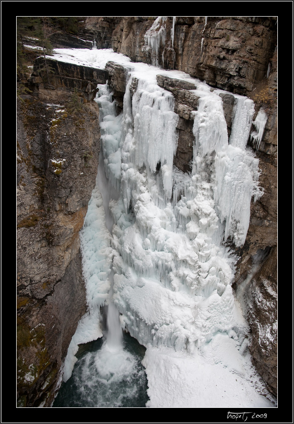 Upper Falls, Johnston Canyon - Banff, AB, photo 174 of 217, 2009, 174-_DSC6109.jpg (279,971 kB)