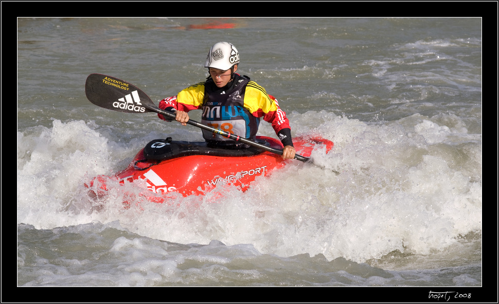 K1W kvalifikace / K1W heats - Nina Halaov - Freestyle Kayak unovo, photo 45 of 158, 2008, PICT7857.jpg (249,975 kB)