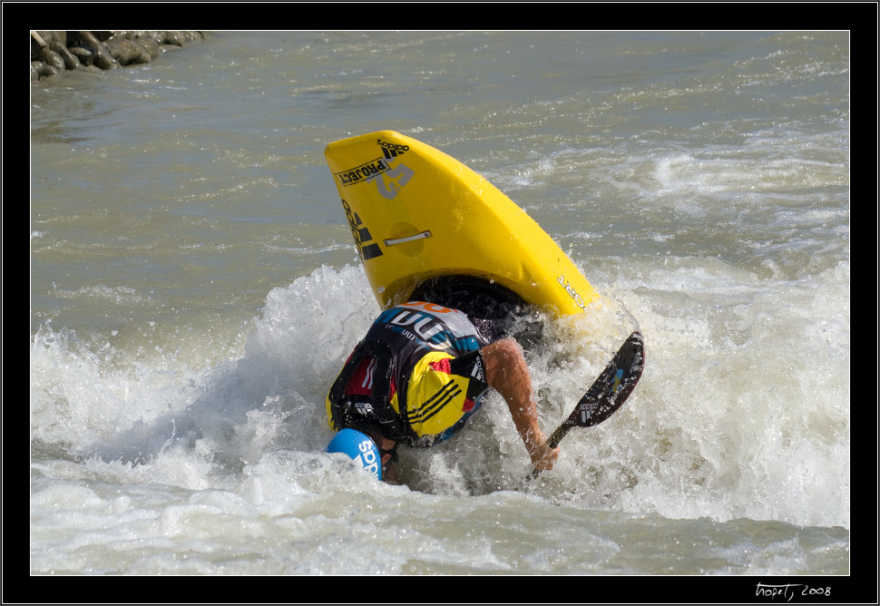 K1M finle / K1M finals - Peter Csonka - Freestyle Kayak unovo, photo 148 of 158, 2008, PICT8115.jpg (269,021 kB)