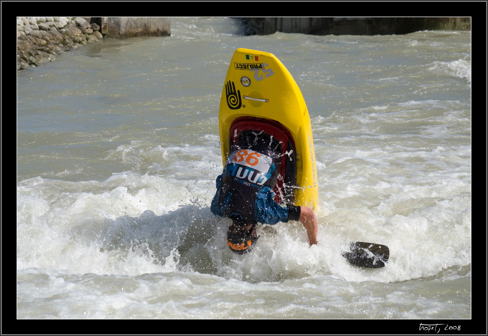 K1M finle / K1M finals - Peter Csonka - Freestyle Kayak unovo, photo 153 of 158, 2008, PICT8132.jpg (272,122 kB)