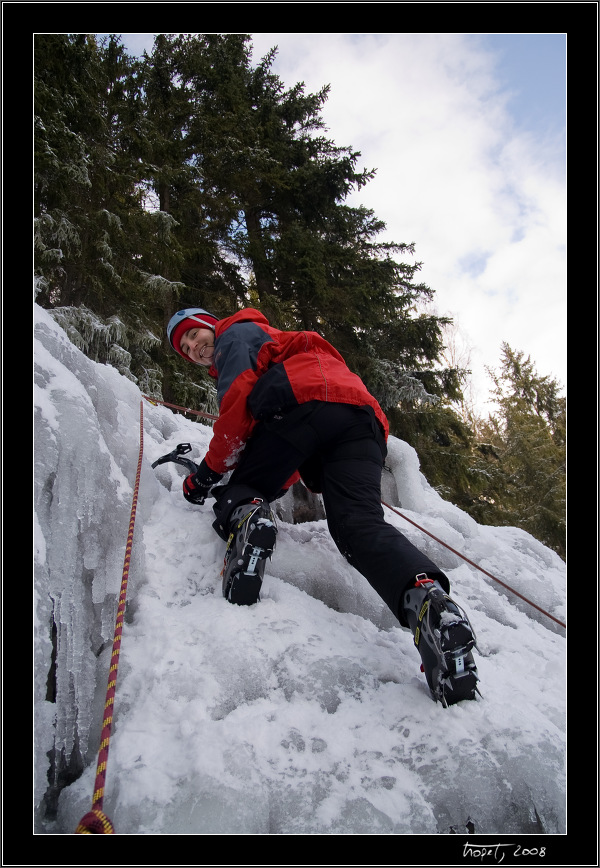 Ledov lezen ve Vru / Ice climbing in Vr, photo 4 of 61, 2008, PICT5626.jpg (230,852 kB)