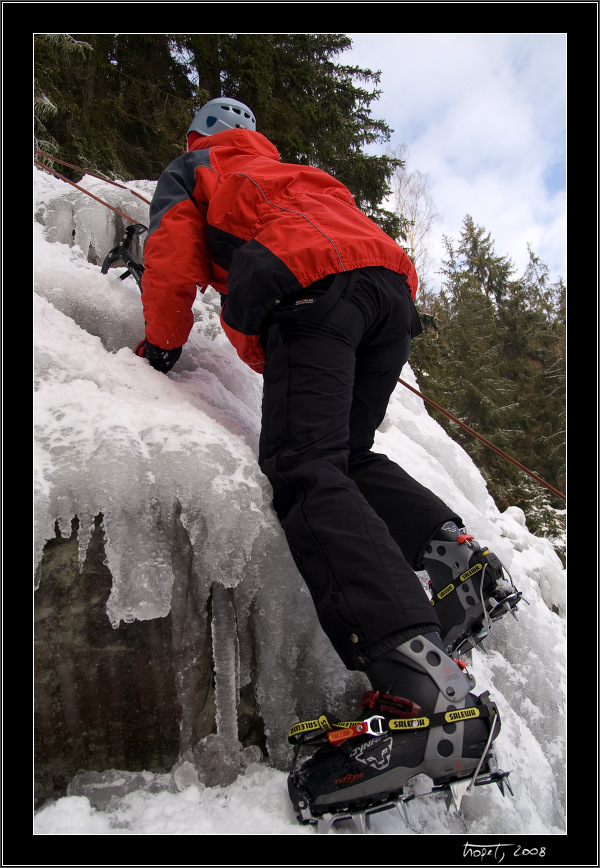 Ledov lezen ve Vru / Ice climbing in Vr, photo 11 of 61, 2008, PICT5637.jpg (226,708 kB)