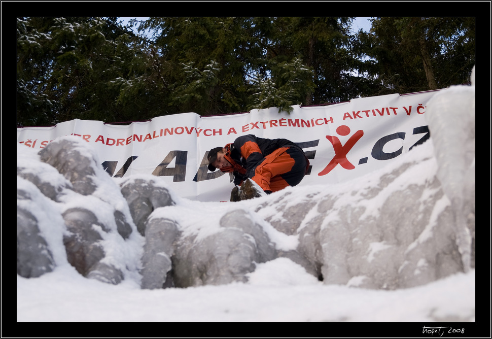 Ledov lezen ve Vru / Ice climbing in Vr, photo 20 of 61, 2008, PICT5649.jpg (238,107 kB)
