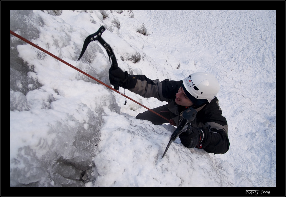 Ledov lezen ve Vru / Ice climbing in Vr, photo 22 of 61, 2008, PICT5653.jpg (231,515 kB)