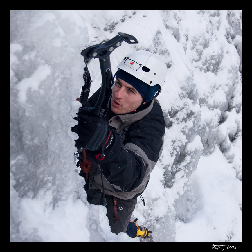 Ledov lezen ve Vru / Ice climbing in Vr, photo 25 of 61, 2008, PICT5659.jpg (224,358 kB)