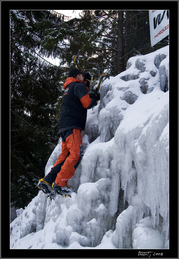 Ledov lezen ve Vru / Ice climbing in Vr, photo 26 of 61, 2008, PICT5660.jpg (265,569 kB)