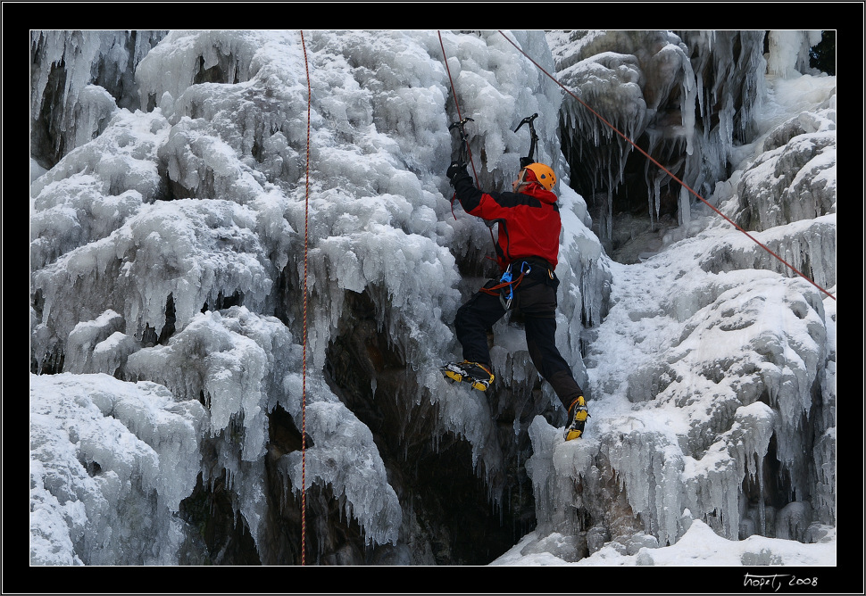 Ledov lezen ve Vru / Ice climbing in Vr, photo 31 of 61, 2008, PICT5672.jpg (336,740 kB)
