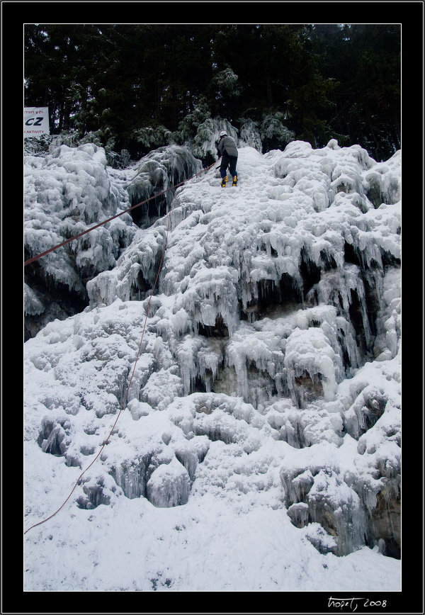 Ledov lezen ve Vru / Ice climbing in Vr, photo 59 of 61, 2008, PICT5721.jpg (255,401 kB)
