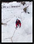 Ve druh dlce se shnil a odstvajc led vyskytoval taky, al u to bylo o kus lep. / The second pitch was a bit better - but rotten and detached ice was there as well. - Ledov lezen ve Vru / Ice climbing in Vr, thumbnail 4 of 9, 2010, 004-CRW_6812.jpg (211,082 kB)