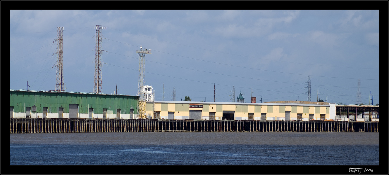 Mississippi riverbank - New Orleans, photo 20 of 117, 2008, PICT8765.jpg (255,654 kB)