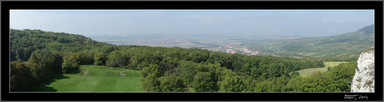 Pálava - Klentnice, Sirotčí hrad, photo 18 of 20, 2014, DSC02103.jpg (174,294 kB)