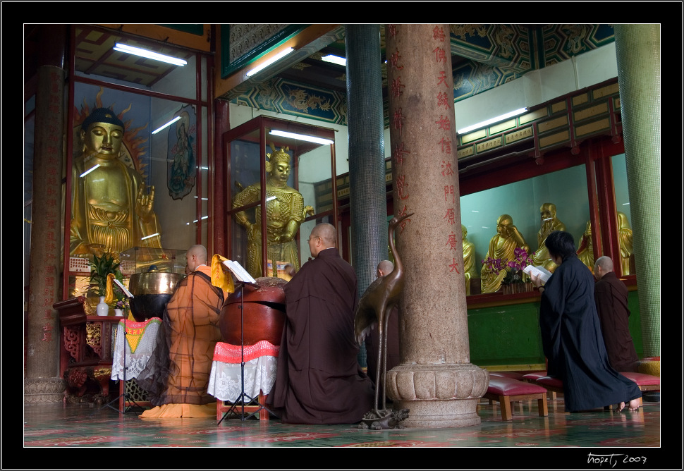 Monks and nuns having their prayers at Kek Lok Si Temple