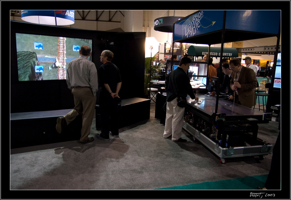 4K projection and Cal-IT2/EVL booth