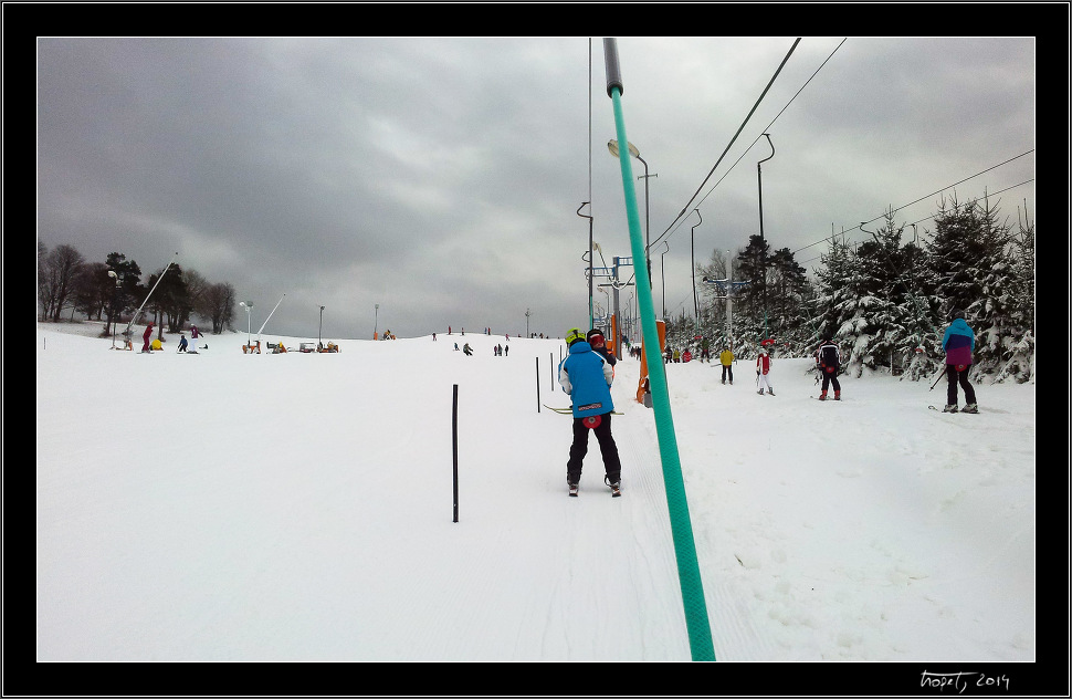 Silvestrovské lyžování na Stupavě
, photo 1 of 11, 2014
, 20140131-0910-IMG_20140131_091035.jpg (157,188 kB)