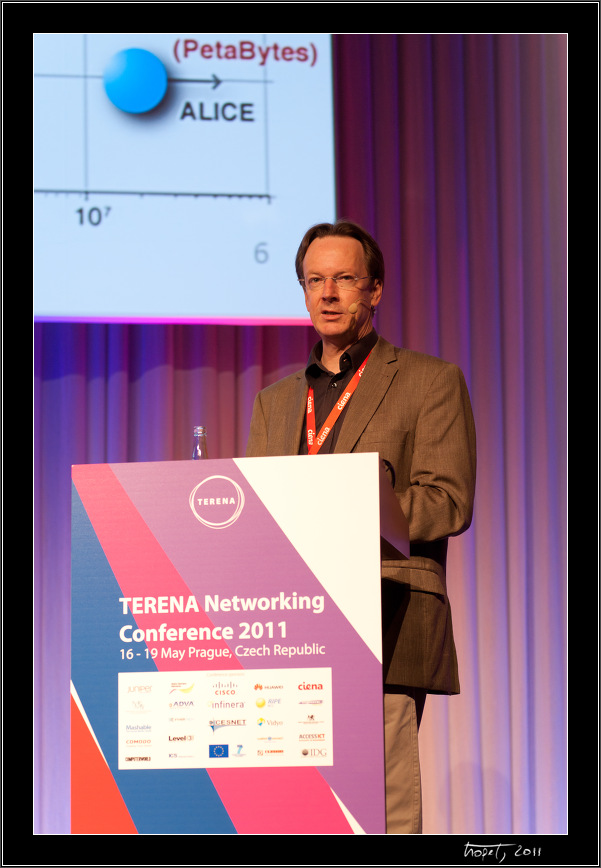 TERENA Networking Conference 2011, photo 57 of 100, 2011, DSC09342.jpg (175,846 kB)