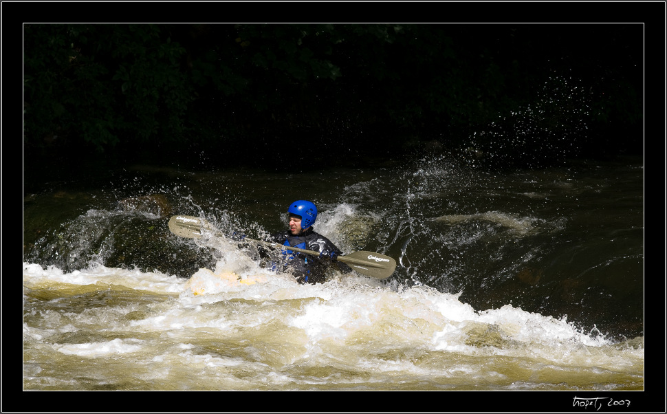 Entering the hole. Its wet. Awfully wet.